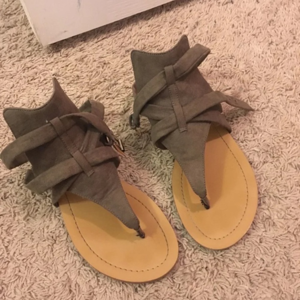 Green Jessica Simpson Sandals